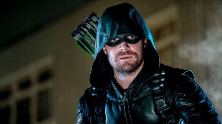 Stephen Amell Would Love to Play Green Arrow Again, but There’s a Catch