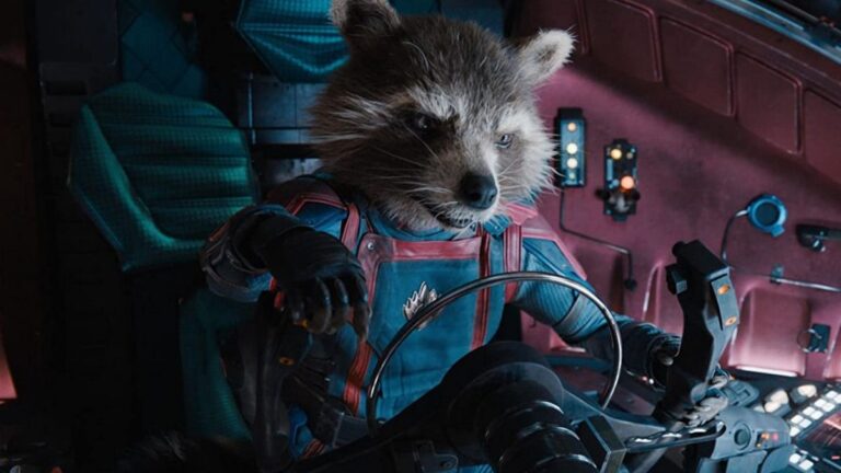 ¿Qué edad tiene Rocket Raccoon en cada película de Guardians of the Galaxy?