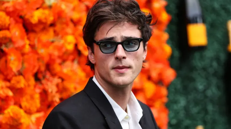 Jacob Elordi Transforms for Ridley Scott’s New Post-Apocalyptic Thriller ‘The Dog Stars’