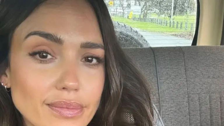 ‘Sin City’ Star Jessica Alba (45) Revives Early-2000s Style in a Star-Print Y2K Look Borrowed From Her Teen Daughter