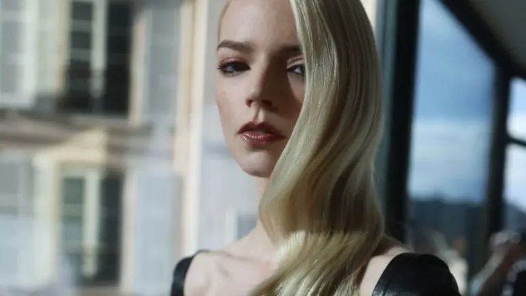 ‘Dune’Star Anya Taylor-Joy Turns Venice Into a Renaissance Runway for Tiffany & Co.