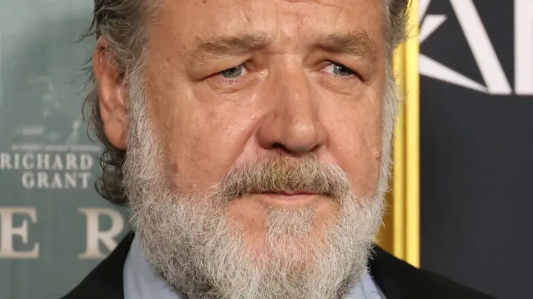 ‘Highlander’ Reboot Star Russell Crowe Fires Back After Viral Video Sparks ‘Rude’ Behavior Claims