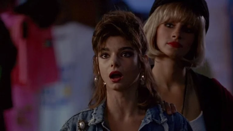 ‘Pretty Woman’ Star Laura San Giacomo Stuns Fans With Glamorous New Look at 63 During ‘Sugar’ Premiere