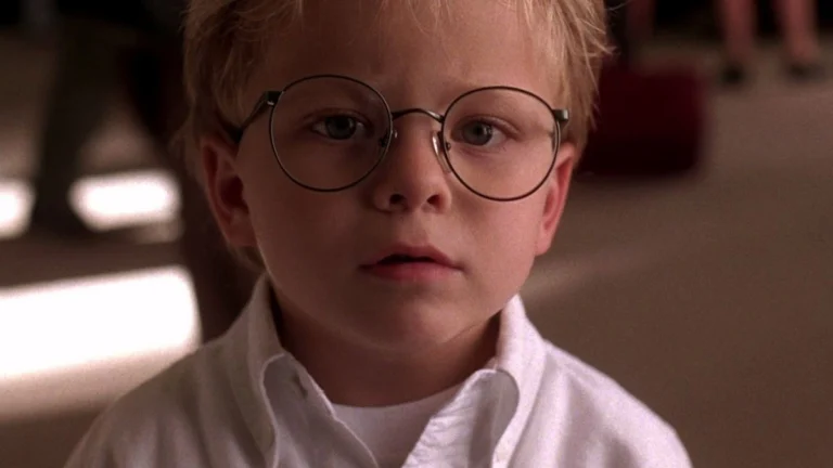 ‘Jerry Maguire’ Child Star Jonathan Lipnicki Makes Rare Red Carpet Return Nearly 30 Years Later